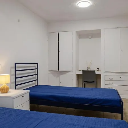 Seafront In The Center - Perfect For Families Daire Porto Recanati